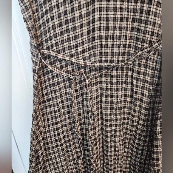 Afends Asta- Seersucker Maxi Dress - Picture 4 of 13